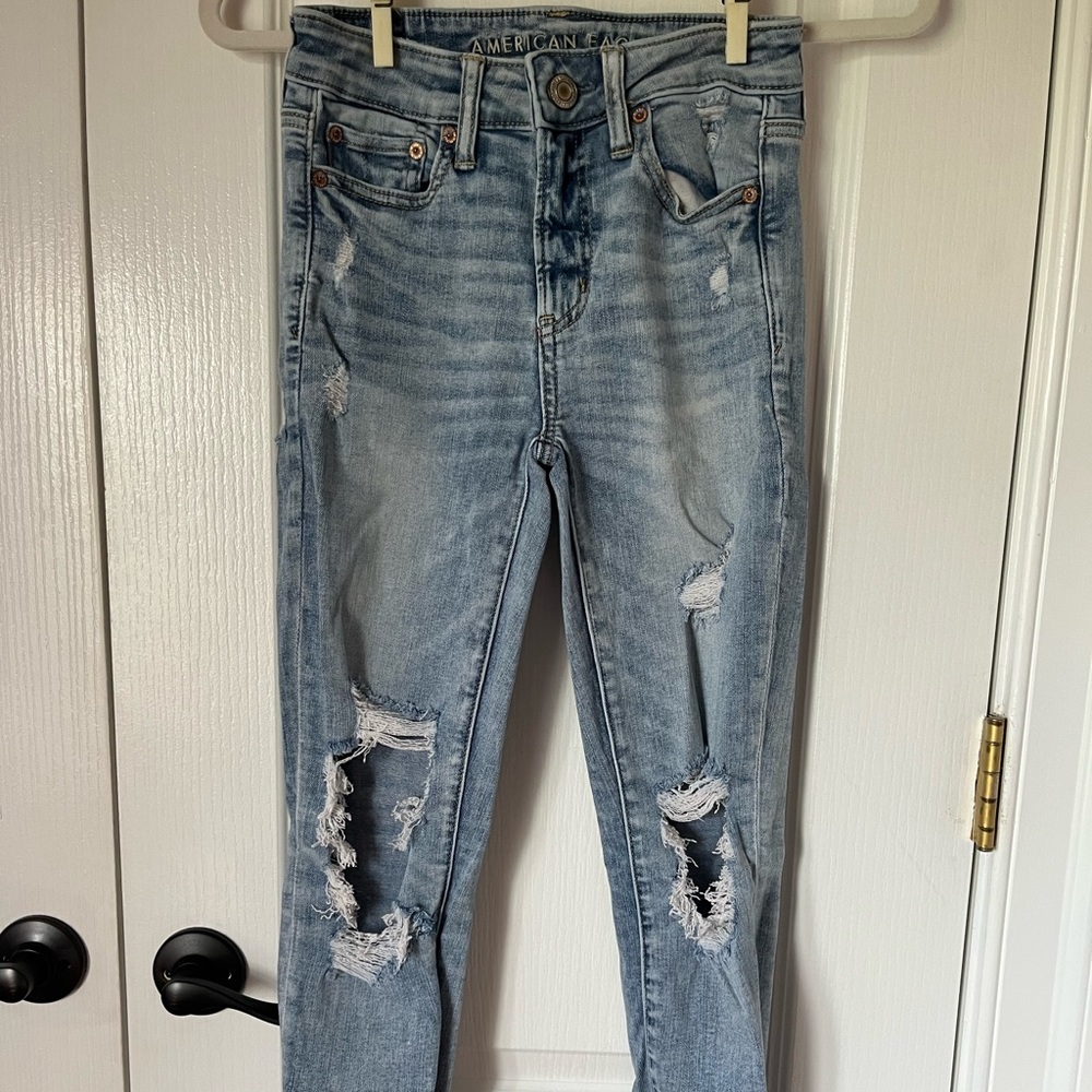 Light Wash Ripped Hi-rise Next Level Stretch American Eagle Jeggings